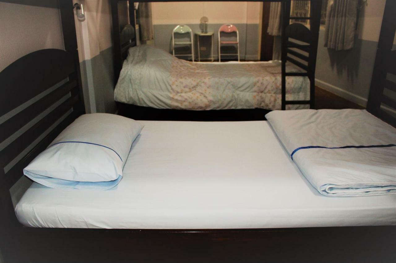 Sook Hostel (Adults Only) Чиангмай Экстерьер фото